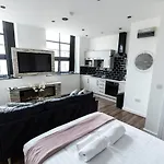 The Residence By Pasha 4* Bradford (West Yorkshire)