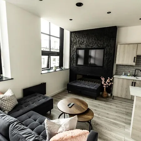Spire Ltd Apartmanhotel 4*