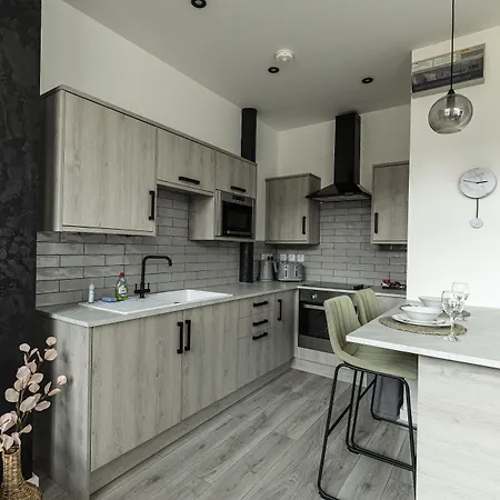 Aparthotel The By Pasha