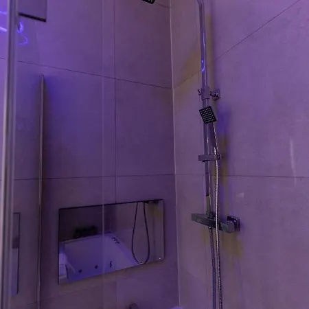 Spire Ltd 4* Bradford (West Yorkshire)