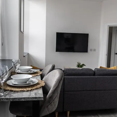 Spire Ltd Aparthotel 4*