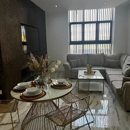 Aparthotel Spire Ltd 4*